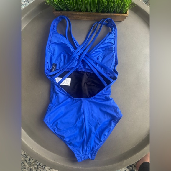 La Blanca Island Goddess Tummy-Control One Piece Sapphire Blue 4 NWOT - Picture 4 of 7